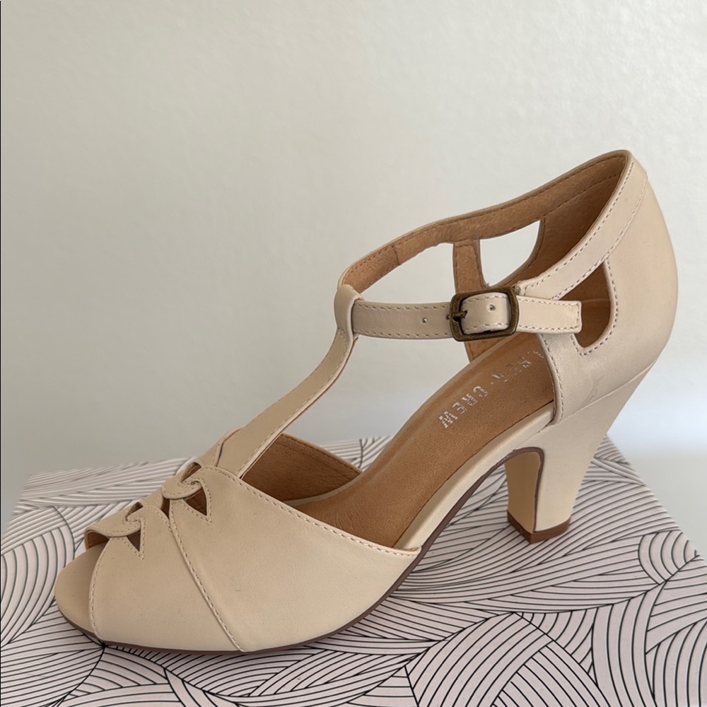 Flapper Era Elegant Cream Women's Heels